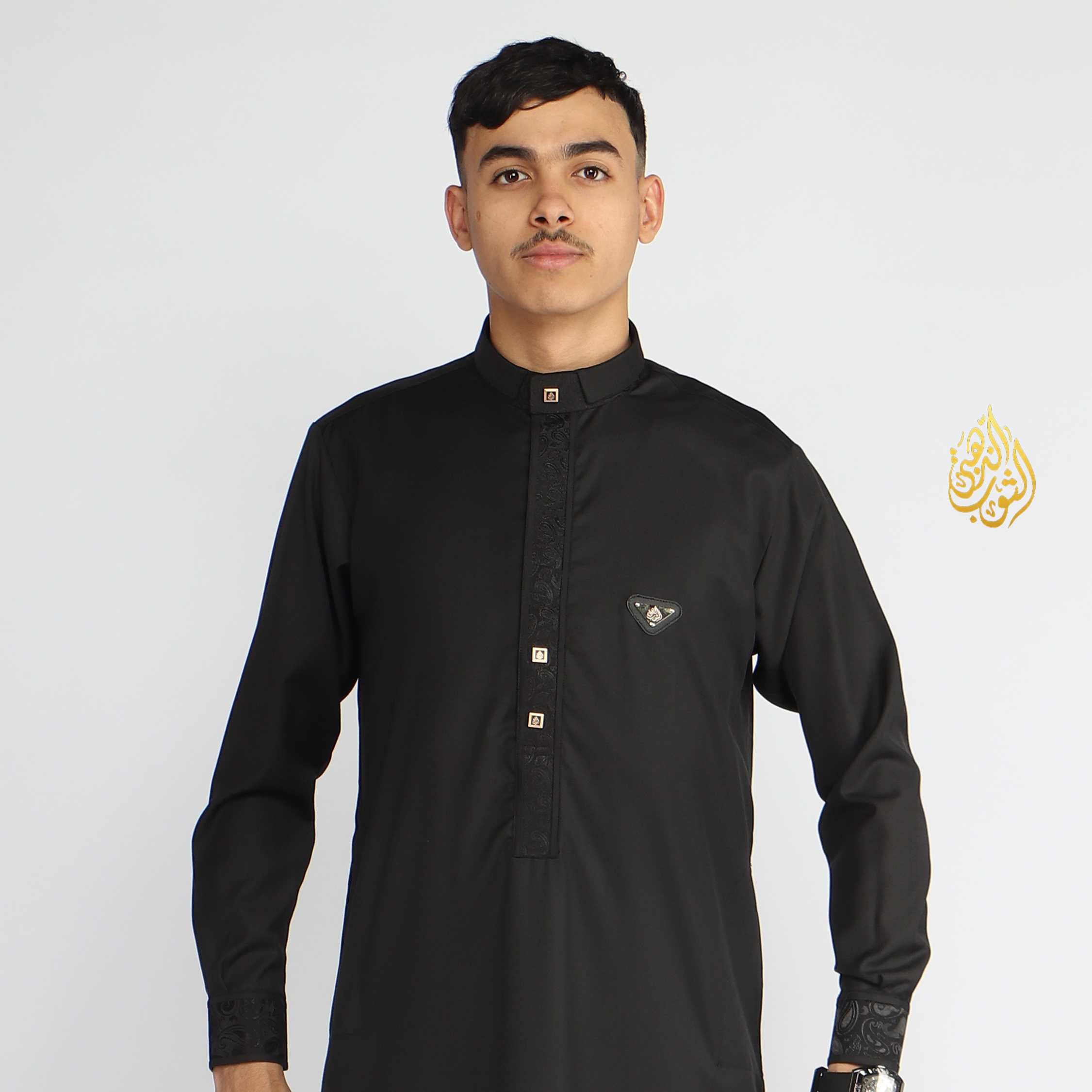 قميص الثوب الذهبي 2026 كول شيميزي مزخرف اسود فاخر
